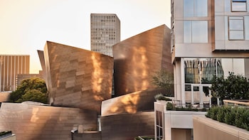 conrad los angeles