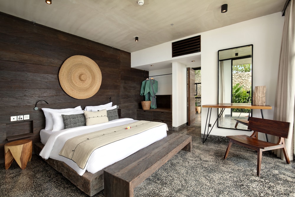 maua nusa penida bali