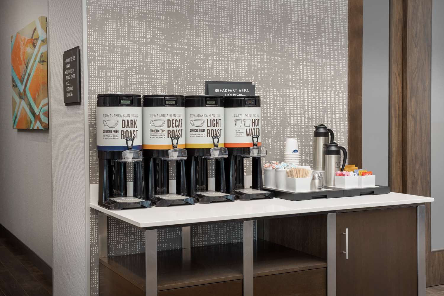 hampton inn and suites charlotte airport lake pointe