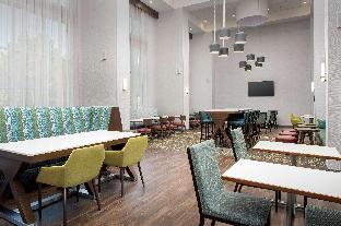 hampton inn and suites charlotte airport lake pointe