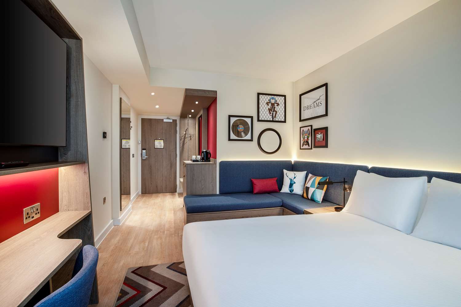 hampton by hilton bath city