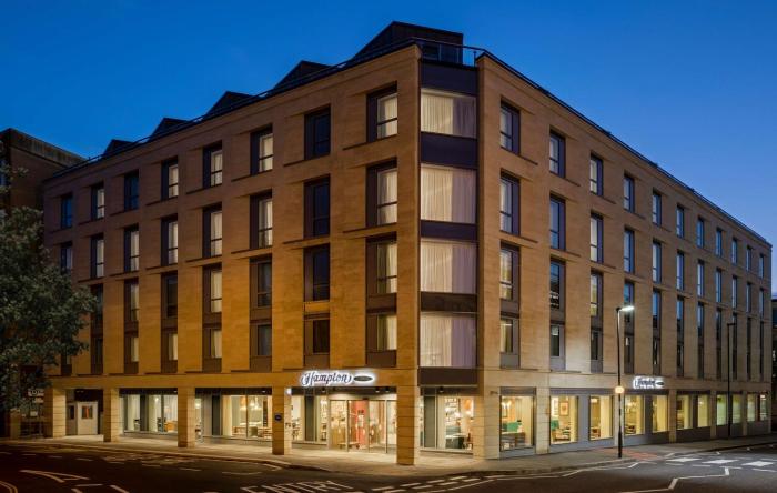 hampton by hilton bath city