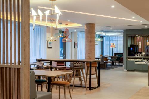 hampton by hilton bath city