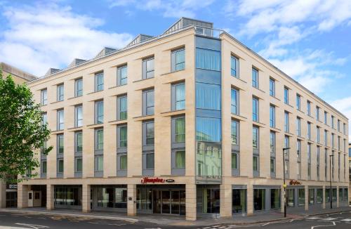 hampton by hilton bath city