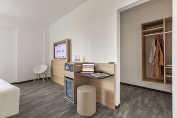 bandb hotel pomezia roma