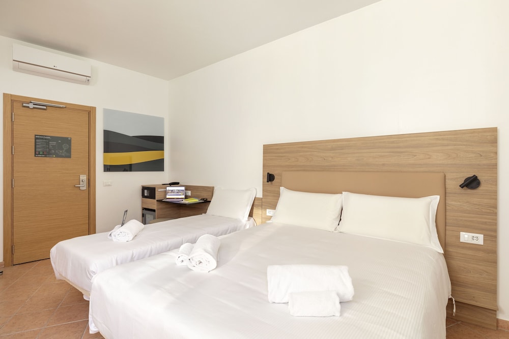 bandb hotel pomezia roma