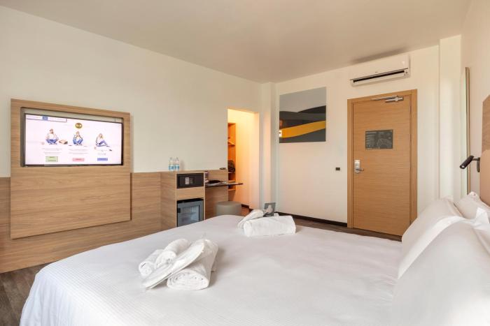 bandb hotel pomezia roma