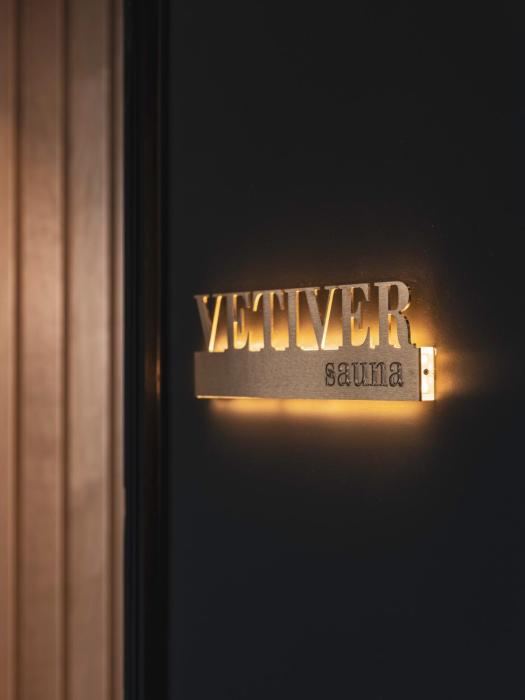 dandy hotel and kitchen