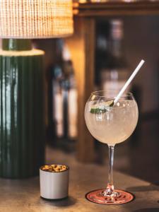 dandy hotel and kitchen