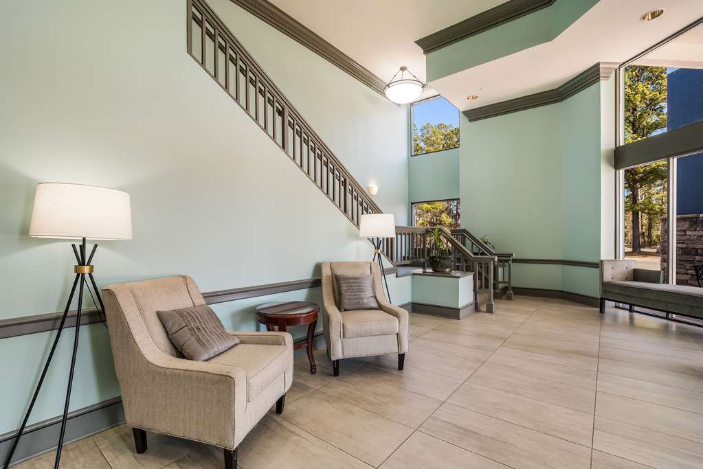 mainstay suites