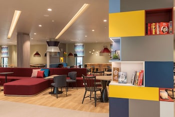 Hampton By Hilton Munich City North,,3 star