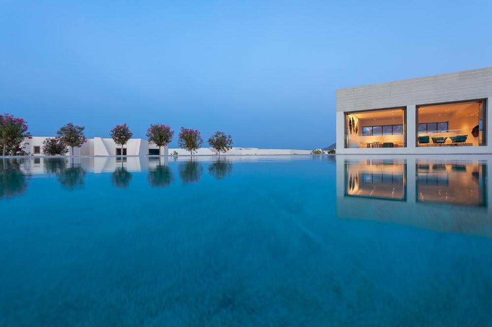 nous santorini
