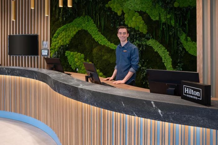 hampton by hilton riga airport