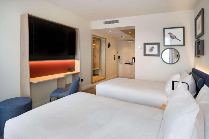 hampton by hilton riga airport