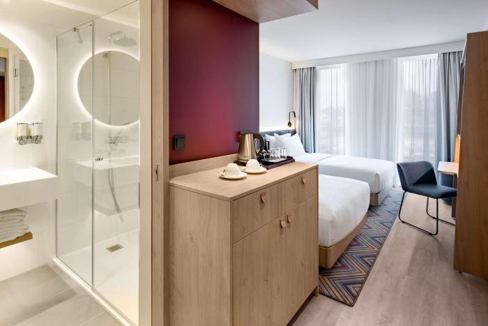 hampton by hilton riga airport