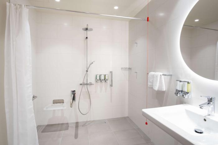 hampton by hilton riga airport