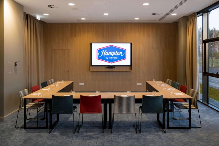 hampton by hilton riga airport