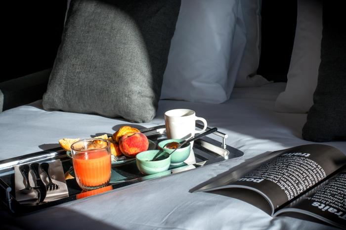 tribe paris la defense esplanade