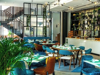ibis styles dubai deira