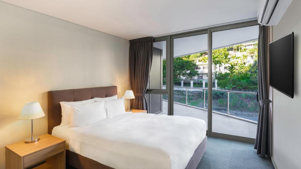 crowne plaza residences port moresby an ihg hotel