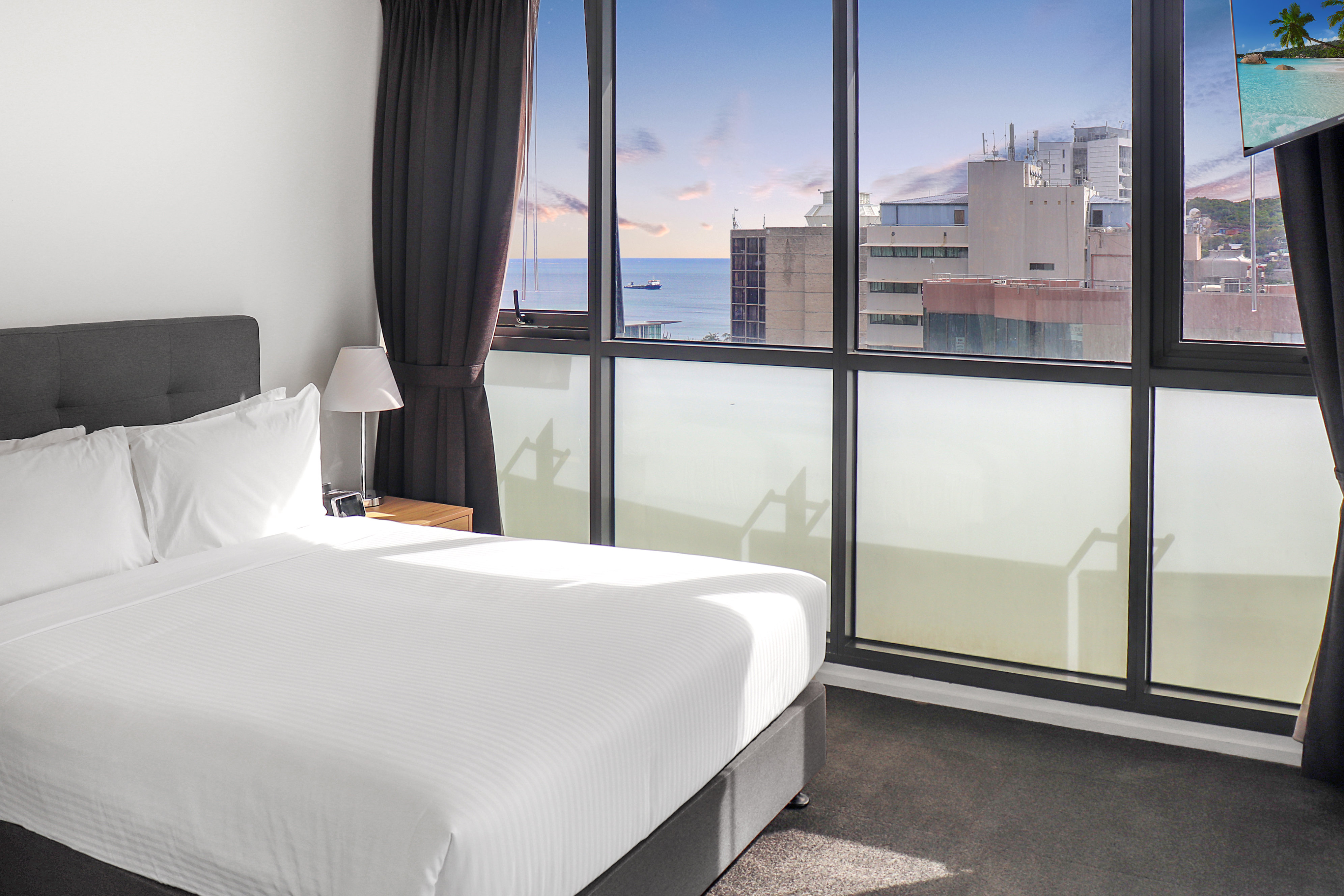 crowne plaza residences port moresby an ihg hotel