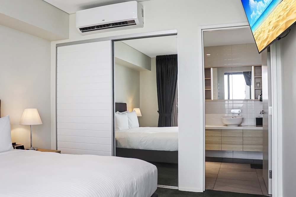 crowne plaza residences port moresby an ihg hotel
