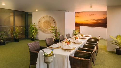crowne plaza residences port moresby an ihg hotel