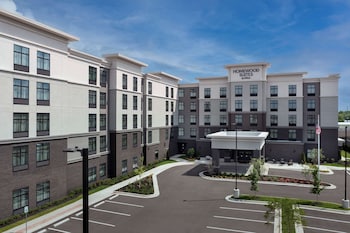 homewood suites by hilton louisville airport