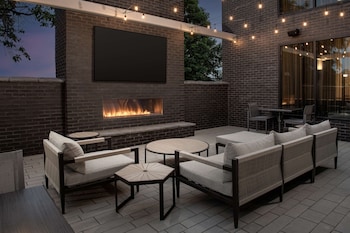 homewood suites by hilton louisville airport