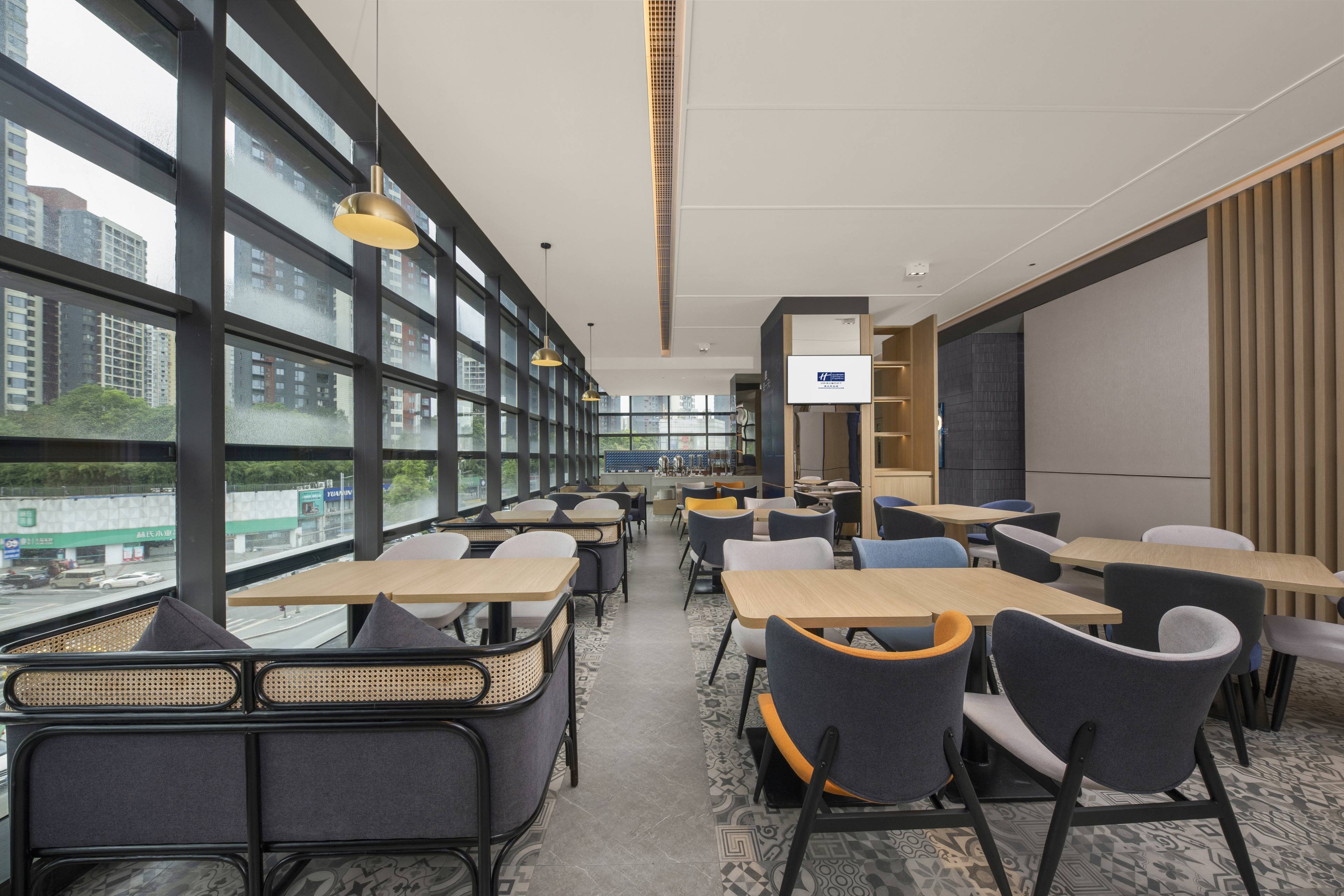 holiday inn express chongqing caiyun lake an ihg hotel