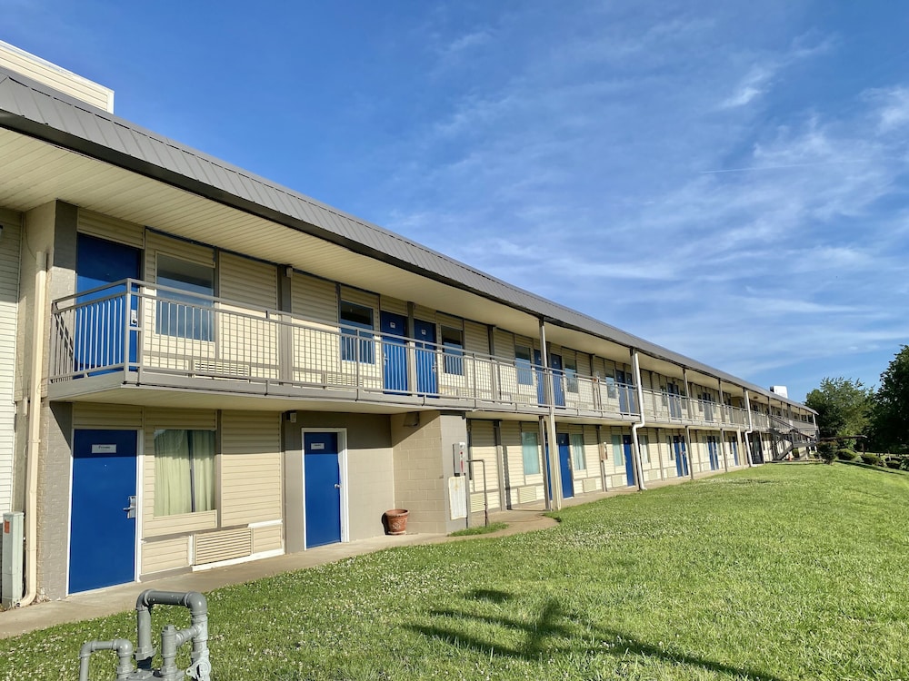 travelodge by wyndham forrest city