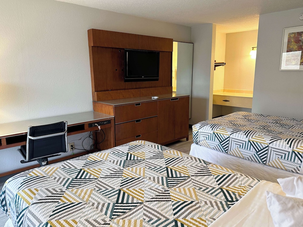 travelodge by wyndham forrest city