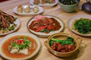 seekers finders rama iv hotel surestay collection by bw