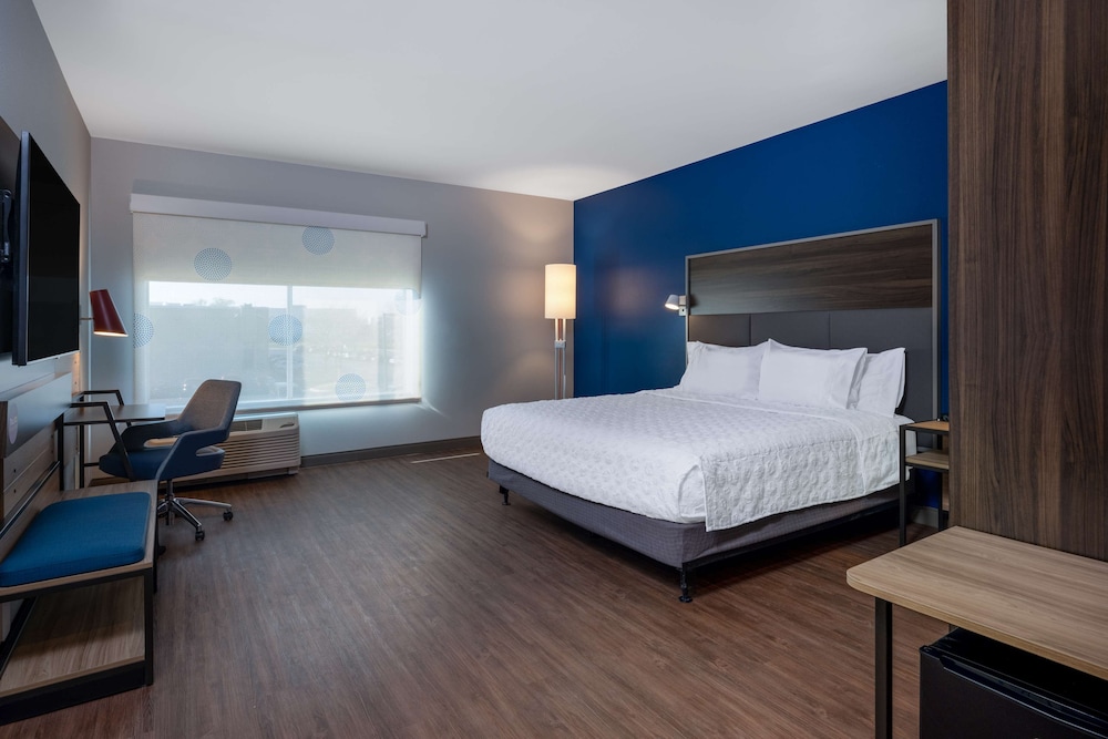 tru by hilton naperville chicago