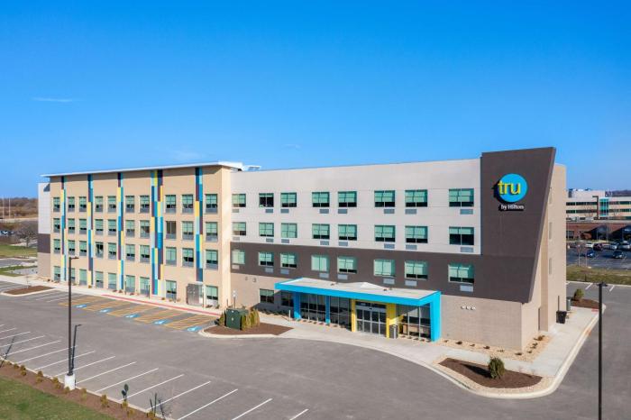 tru by hilton naperville chicago