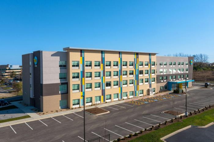 tru by hilton naperville chicago