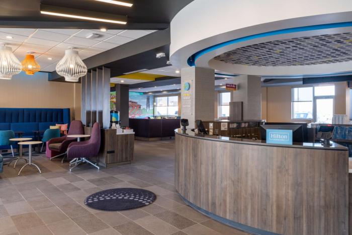 tru by hilton naperville chicago