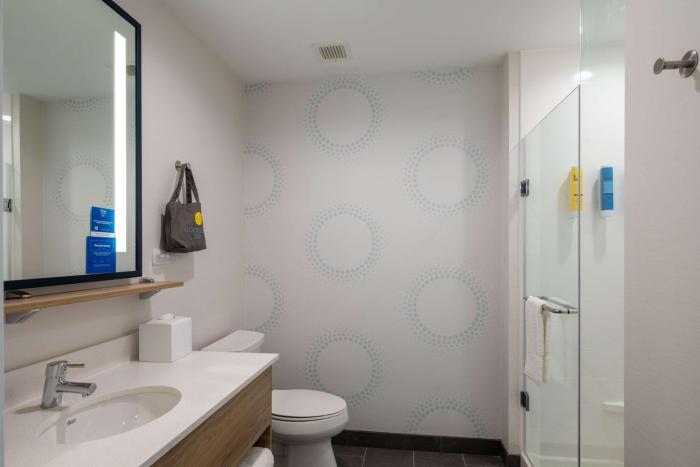 tru by hilton naperville chicago