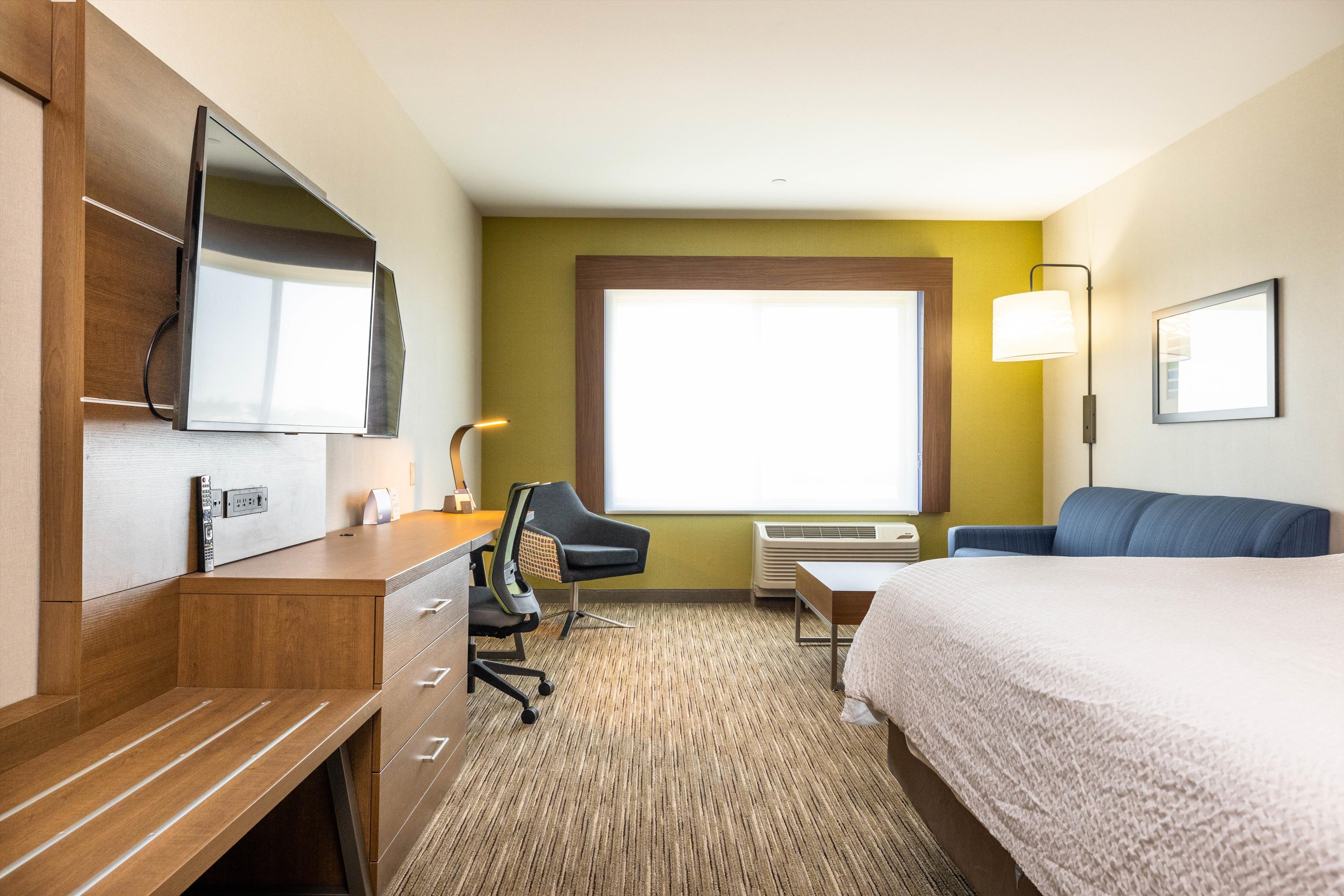 holiday inn express and sts san jose silicon valley