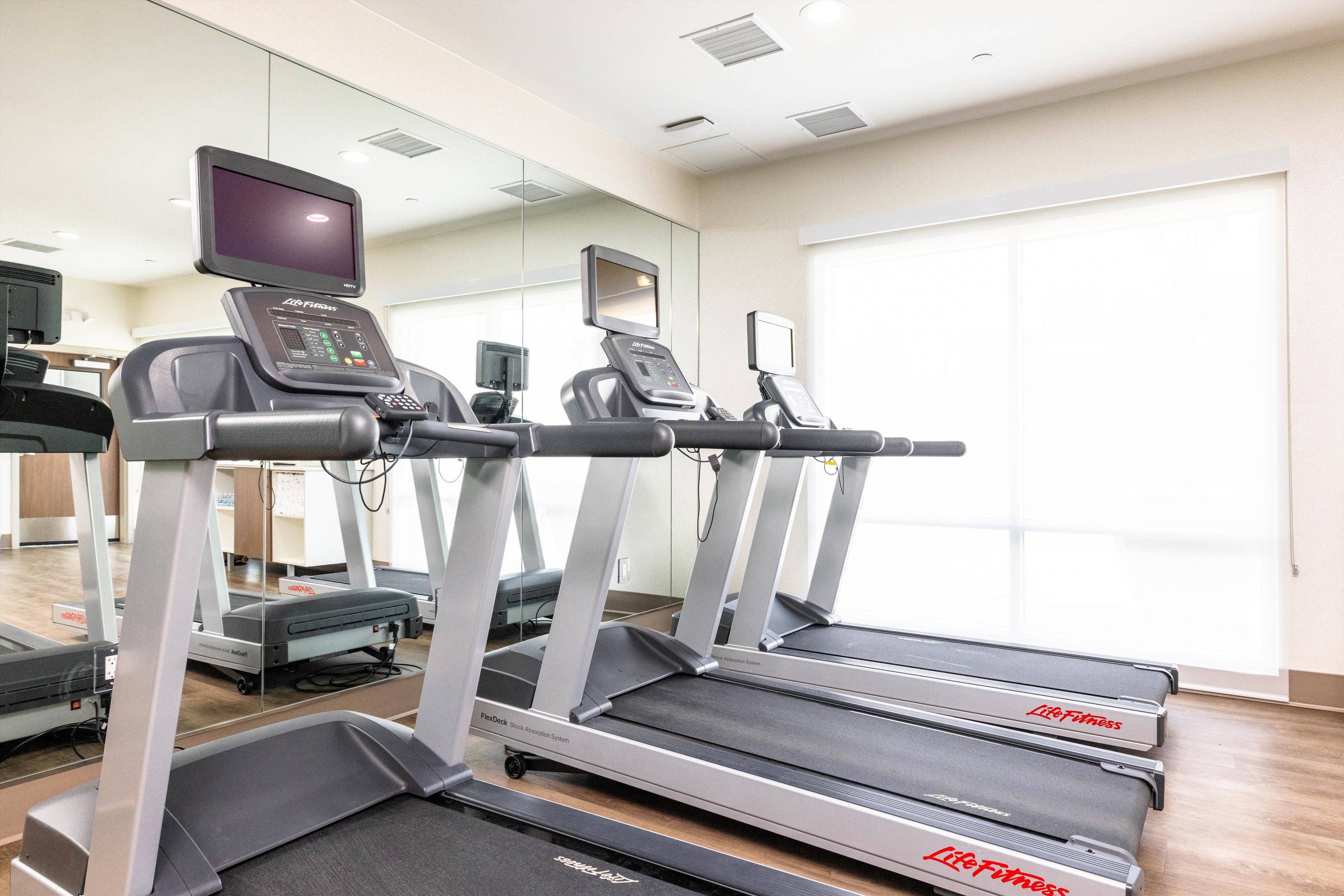 holiday inn express and sts san jose silicon valley
