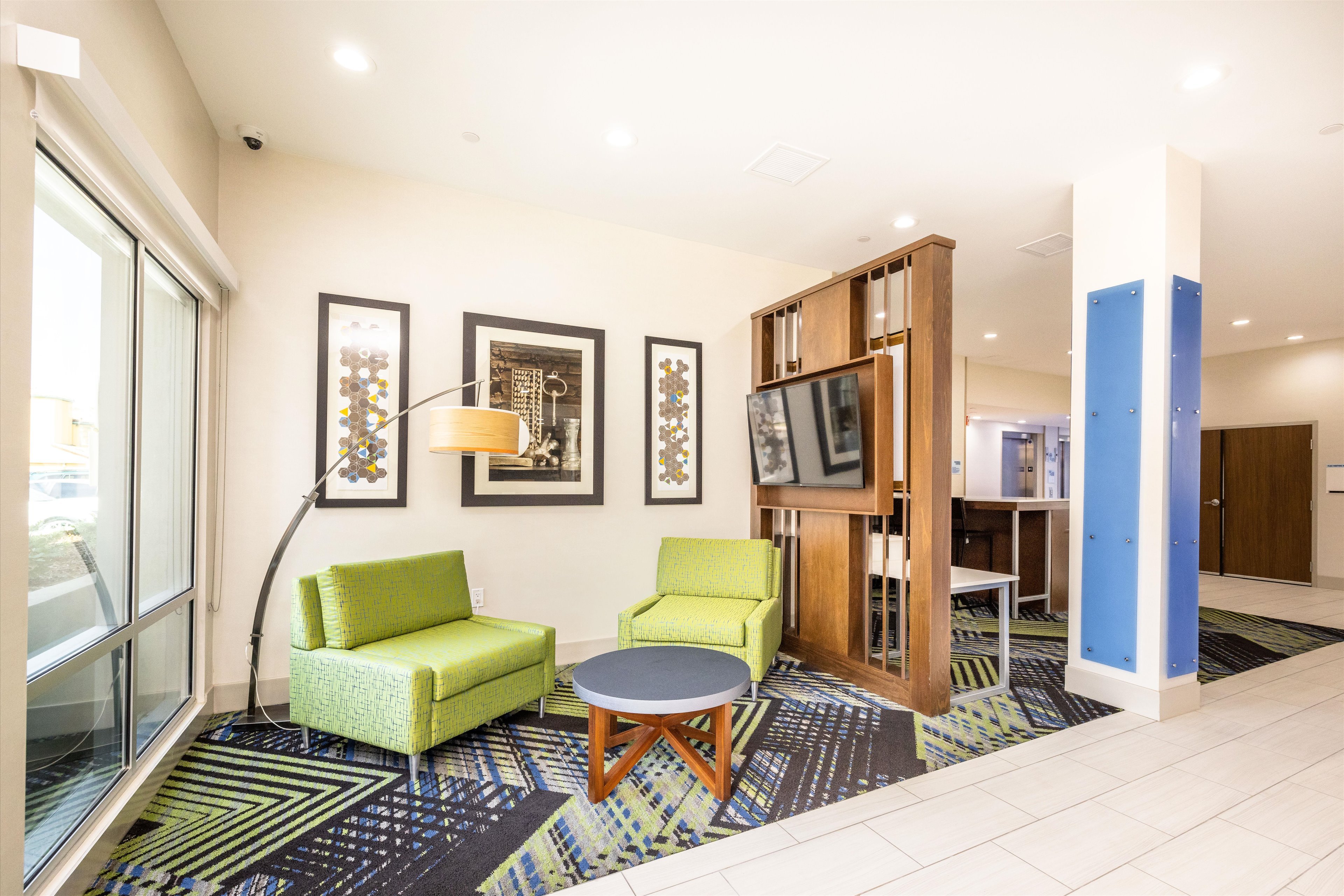 holiday inn express and sts san jose silicon valley
