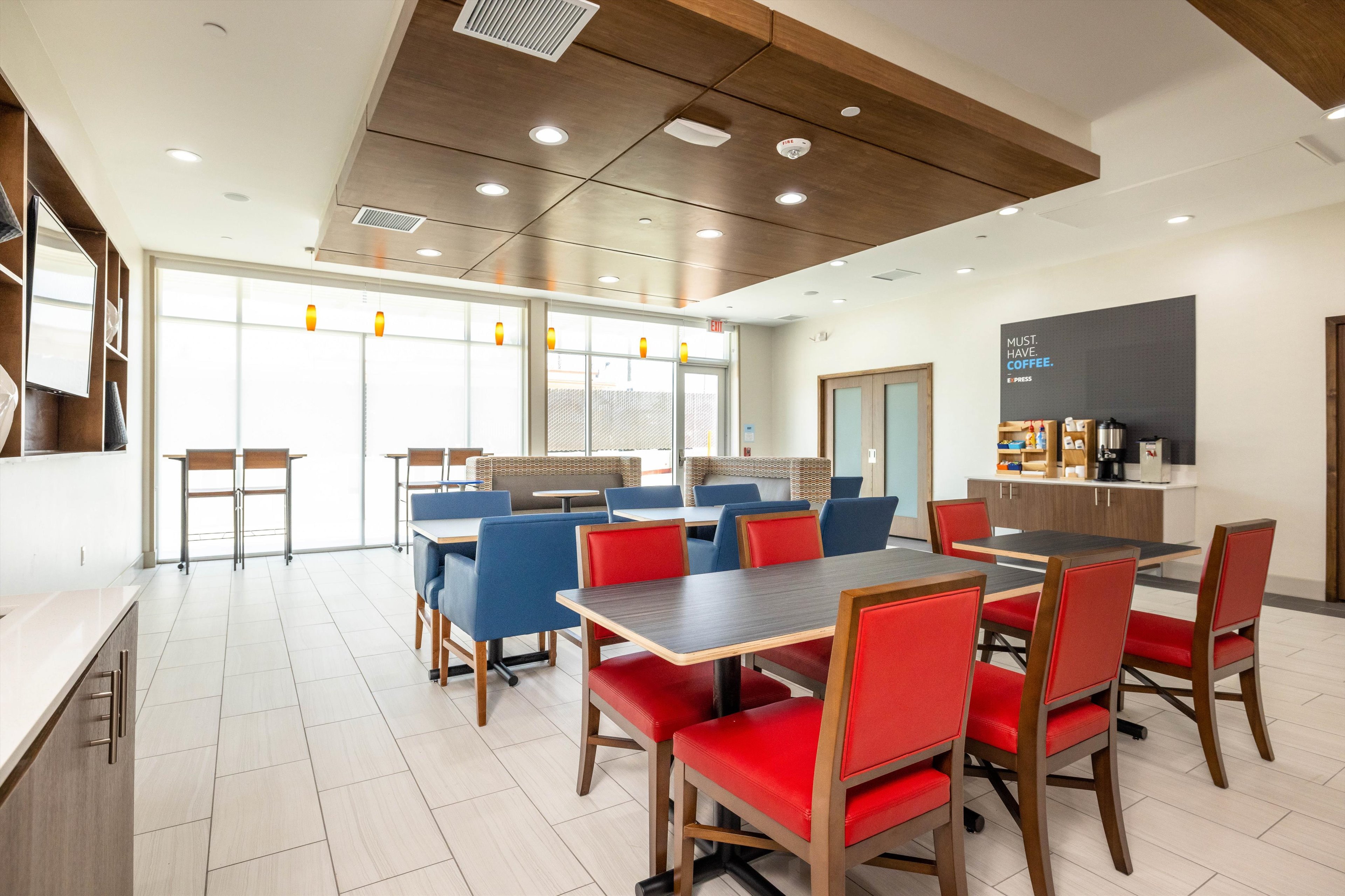 holiday inn express and sts san jose silicon valley