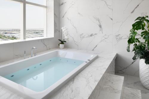 movenpick jumeirah village triangle