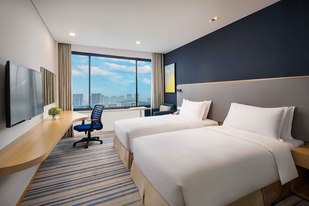 holiday inn wuxi taihu new city an ihg hotel