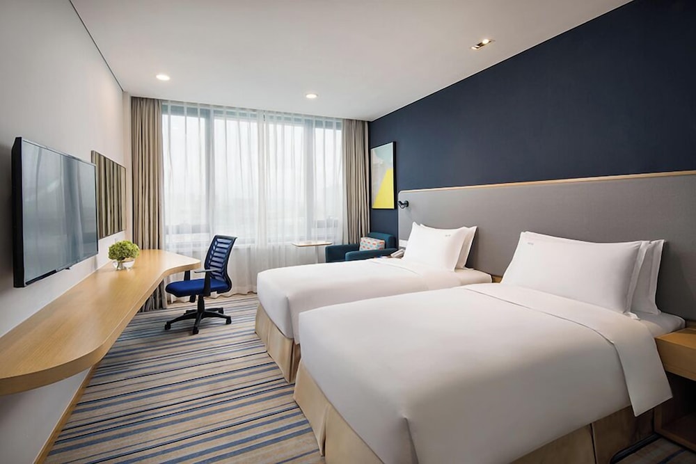holiday inn wuxi taihu new city an ihg hotel