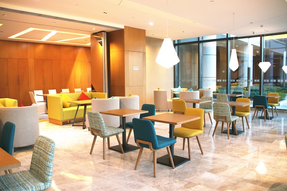 holiday inn wuxi taihu new city an ihg hotel