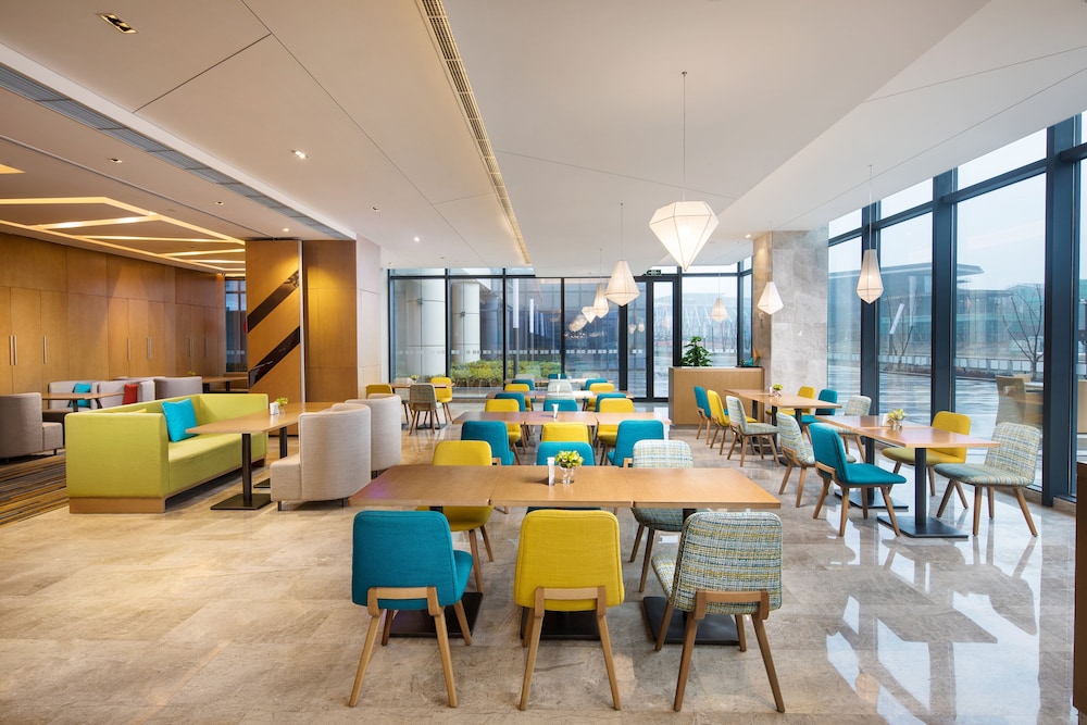 holiday inn wuxi taihu new city an ihg hotel