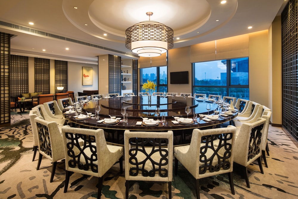 holiday inn wuxi taihu new city an ihg hotel