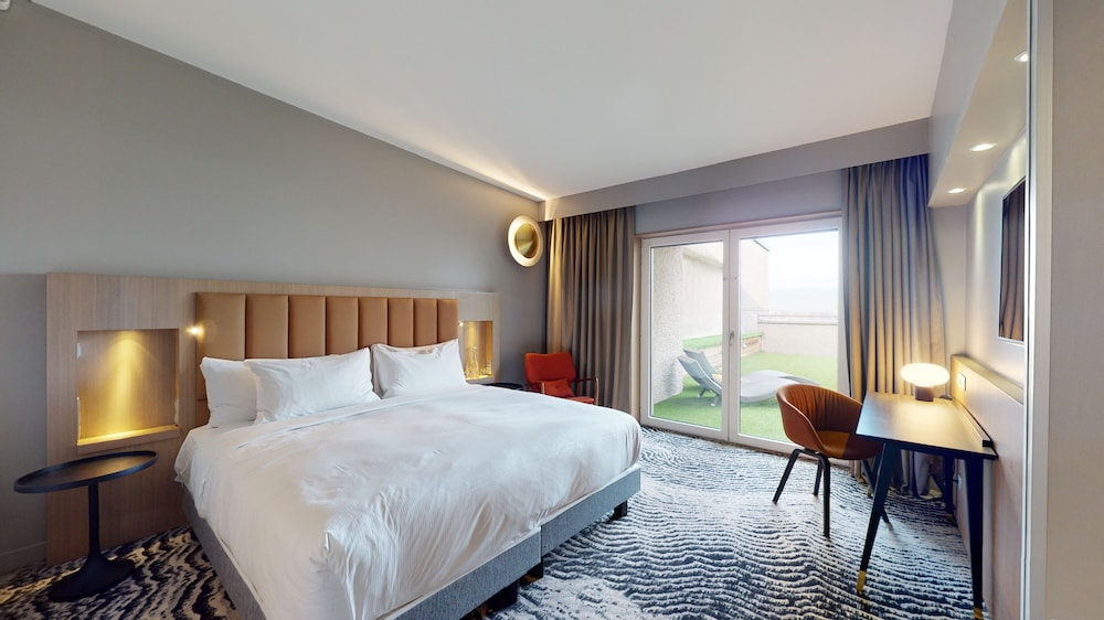 doubletree by hilton lyon eurexpo and spa
