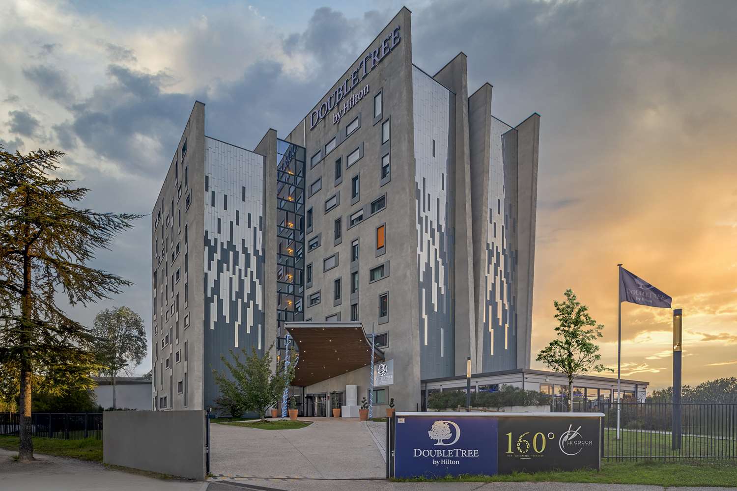 doubletree by hilton lyon eurexpo and spa